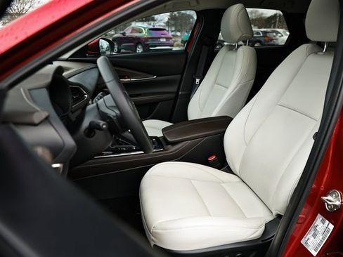 Used 2023 MAZDA CX-30 AWD 2.5 S w/ Premium Package image 22