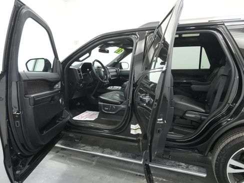 Used 2020 Ford Expedition Limited w/ Equipment Group 302A AWD/4WD image 28
