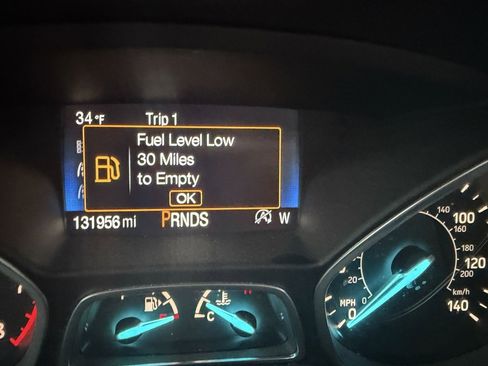 Used 2017 Ford Escape SE image 10