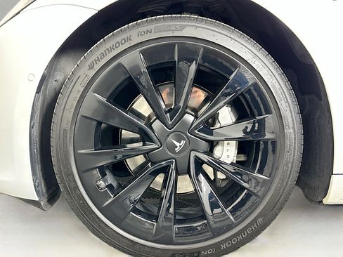 Used 2021 Tesla Model 3 Long Range image 11