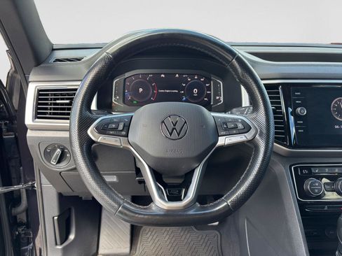 Used 2020 Volkswagen Atlas Cross Sport SEL Premium R-Line AWD/4WD image 11