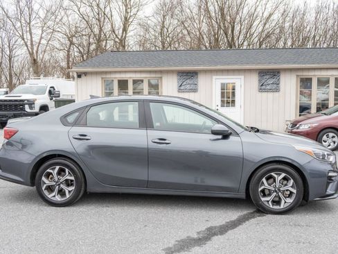 Used 2021 Kia Forte LXS FWD image 11