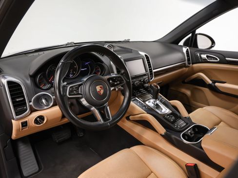 Certified 2015 Porsche Cayenne Diesel AWD/4WD image 45