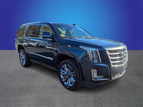 Used 2019 Cadillac Escalade Premium Luxury w/ LPO, Radiant Package image 7