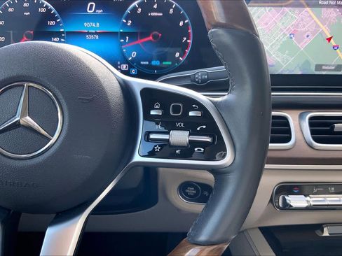 Used 2020 Mercedes-Benz GLS 450 4MATIC image 22