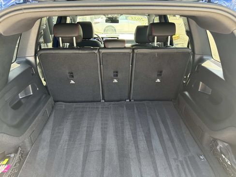 Used 2025 Mercedes-Benz GLB 250 image 8