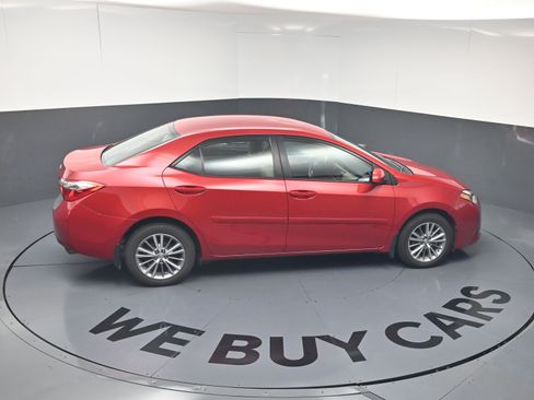 Used 2014 Toyota Corolla LE w/ Body Protection Package FWD image 24