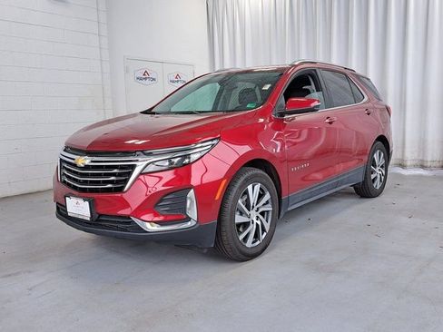 Used 2023 Chevrolet Equinox Premier image 2