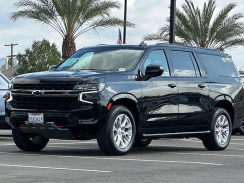 Used 2022 Chevrolet Suburban Z71 image 8