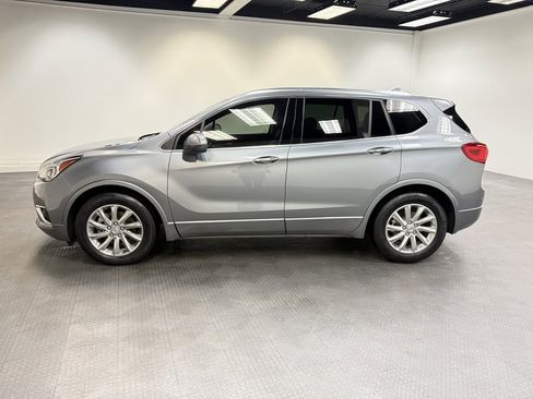 Used 2020 Buick Envision Essence image 2