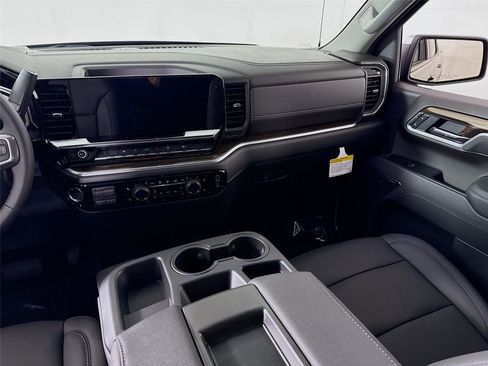 New 2026 Chevrolet Silverado 1500 LT w/ All Star Edition Plus AWD/4WD image 16