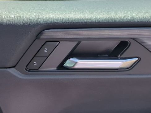 New 2025 GMC Acadia Elevation image 42