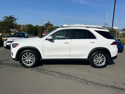 Used 2024 Mercedes-Benz GLE 450e 4MATIC image 2
