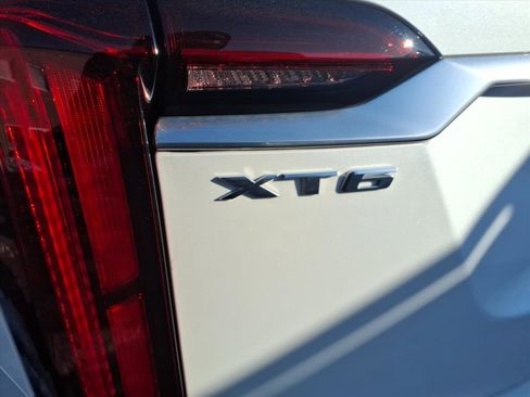 Certified 2023 Cadillac XT6 Premium Luxury image 10