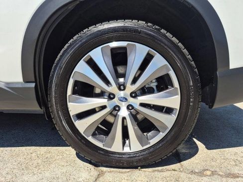 Used 2022 Subaru Ascent Touring image 9