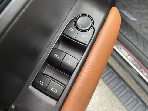 Used 2023 GMC Canyon AT4 w/ AT4 Premium Package image 24