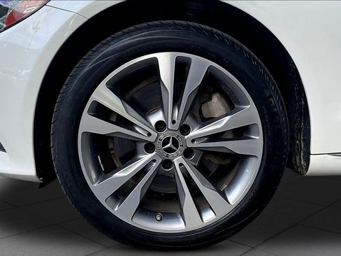 Used 2020 Mercedes-Benz C 300 4MATIC Sedan image 11