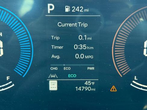 Used 2025 Hyundai Sonata SEL image 22