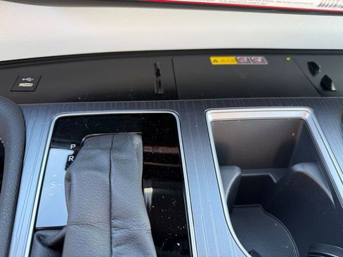 New 2026 Toyota Sienna XLE image 25