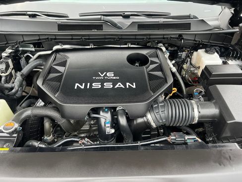 Certified 2025 Nissan Armada PRO-4X w/ Pro-4X Premium Package AWD/4WD image 31