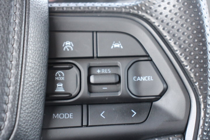 Certified 2025 Toyota Tacoma SR5 AWD/4WD image 24