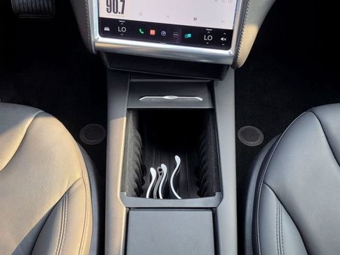 Used 2017 Tesla Model S 60 RWD image 26