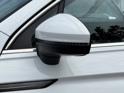 Used 2024 Volkswagen Tiguan Wolfsburg Edition FWD image 49