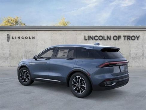 New 2026 Lincoln Nautilus Premier image 4