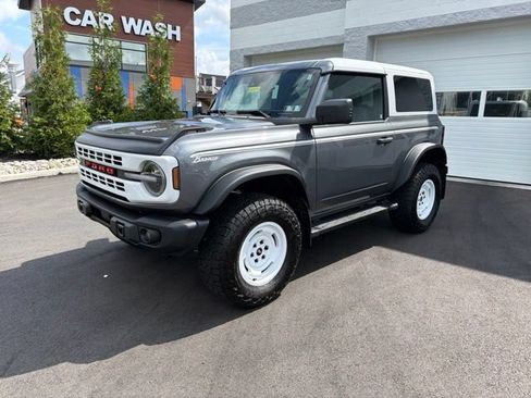 Certified 2024 Ford Bronco Heritage Edition AWD/4WD image 2