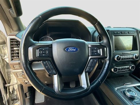 Used 2021 Ford Expedition Max Limited image 12