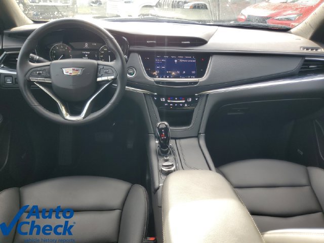 Used 2022 Cadillac XT6 Luxury FWD image 17