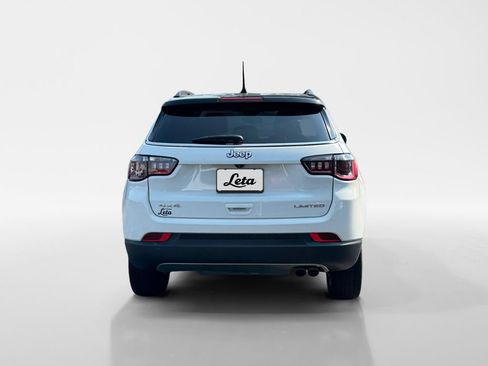 Used 2022 Jeep Compass Limited AWD/4WD image 5