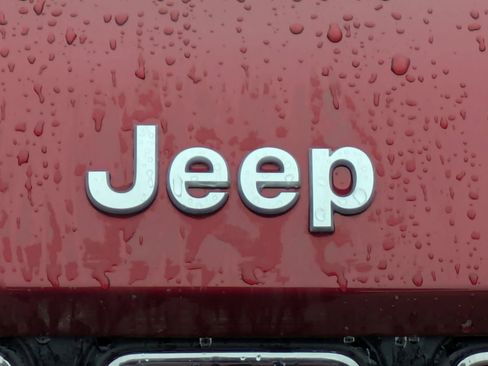 New 2026 Jeep Grand Cherokee Laredo X AWD/4WD image 30