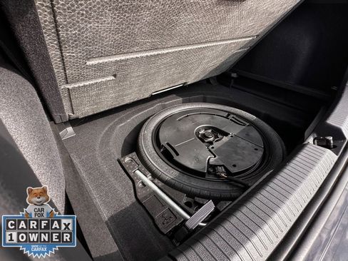 Used 2023 Volkswagen GTI SE image 30