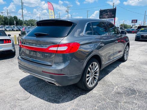 Used 2017 Lincoln MKX Reserve AWD/4WD image 9