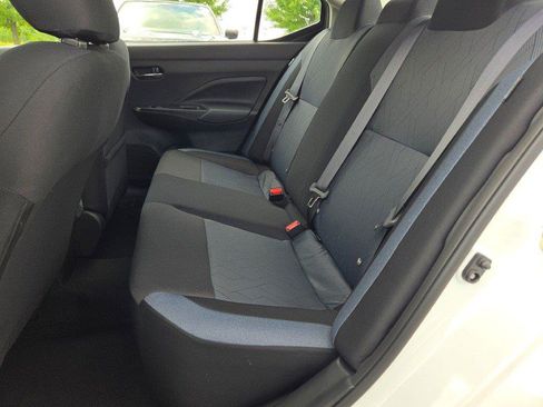 Used 2025 Nissan Versa SV FWD image 14