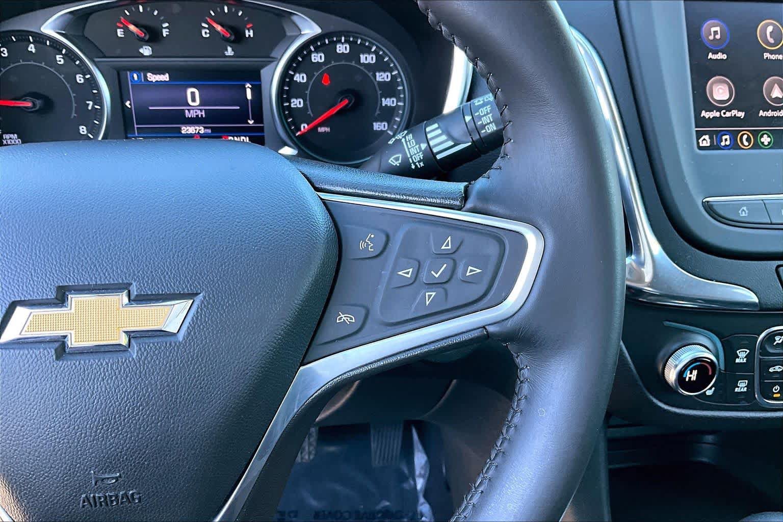 Used 2022 Chevrolet Equinox LT FWD image 25