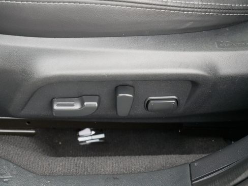 Used 2016 Subaru Legacy 2.5i Limited AWD/4WD image 19