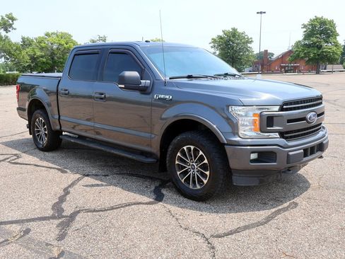 Used 2018 Ford F150 XLT w/ Equipment Group 302A Luxury AWD/4WD image 44