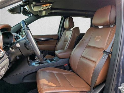 Used 2020 Jeep Grand Cherokee Overland image 13