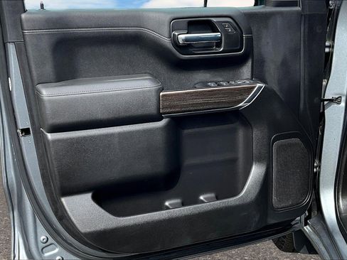 Used 2021 Chevrolet Silverado 1500 LT image 13