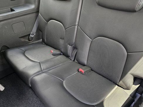 Used 2008 Nissan Pathfinder SE w/ Leather Pkg AWD/4WD image 18