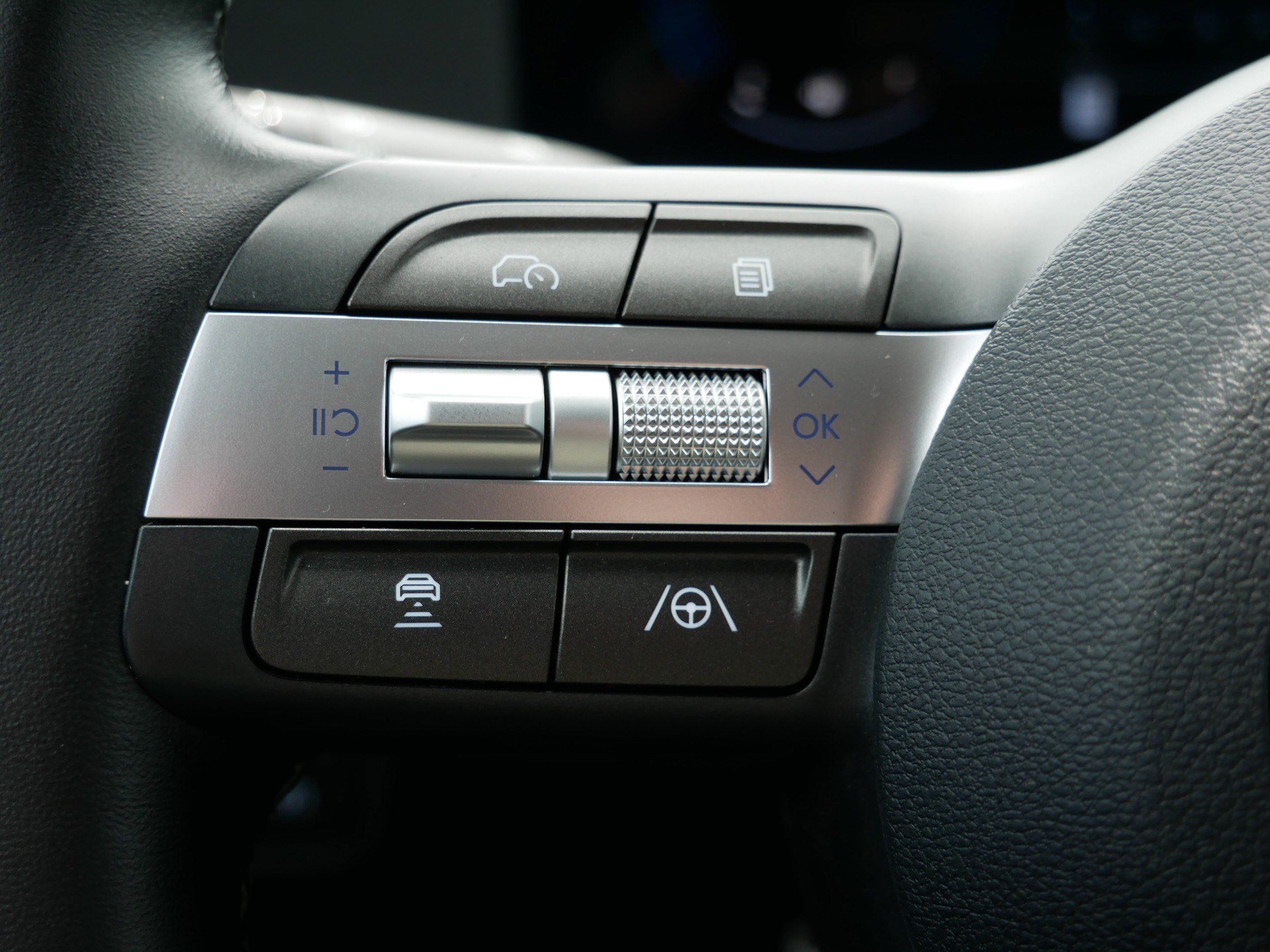 Certified 2026 Hyundai Kona SEL Sport AWD/4WD image 27