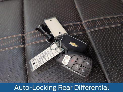 Used 2024 Chevrolet Silverado 1500 High Country w/ Technology Package image 47