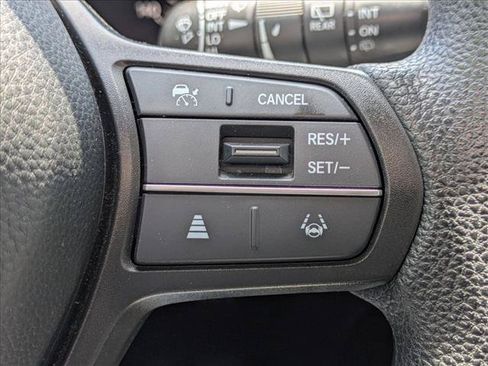 Used 2024 Honda CR-V EX image 12
