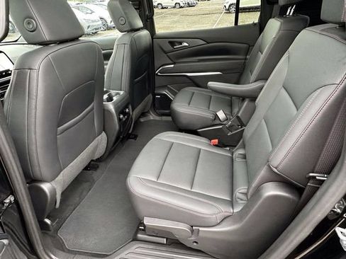 Certified 2024 Chevrolet Traverse Z71 w/ Enhanced Driving Package AWD/4WD image 15