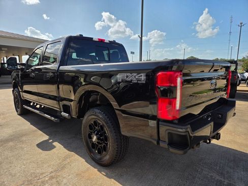 New 2026 Ford F250 Lariat w/ Black Appearance Package AWD/4WD image 7