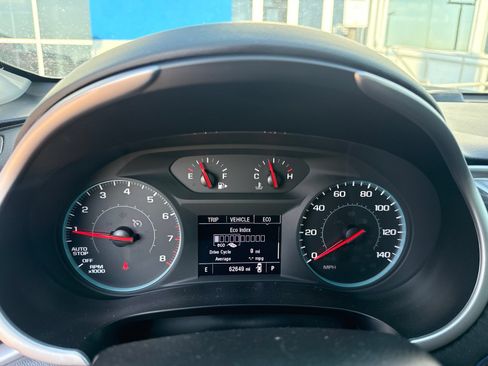 Used 2022 Chevrolet Malibu LT FWD image 17