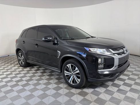 Used 2020 Mitsubishi Outlander Sport SE AWD/4WD image 1