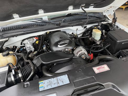 Used 2002 Chevrolet Silverado 1500 LS w/ Off-Road Pkg AWD/4WD image 15